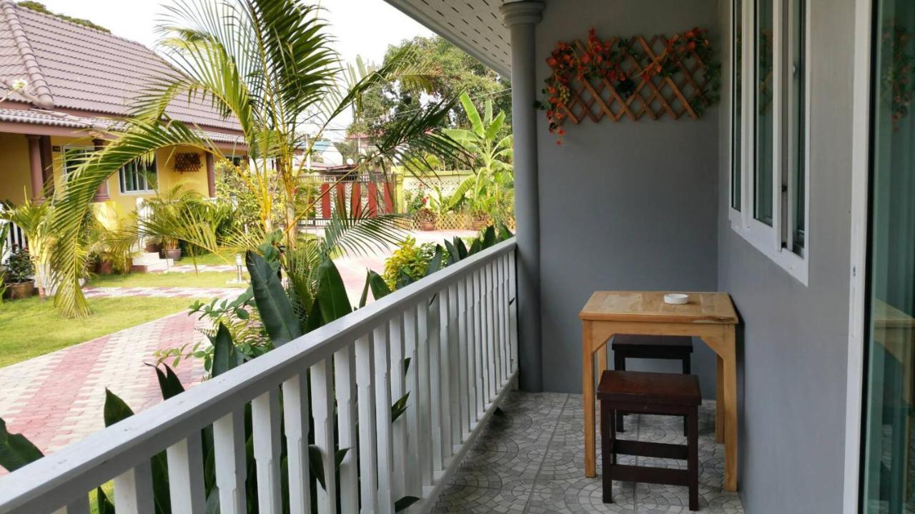 Baan Penny Hotel Phranakhonszi Ajutthaja Kültér fotó