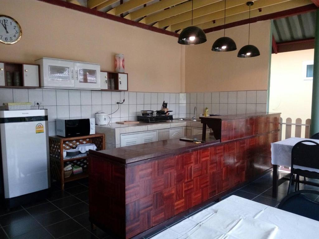 Baan Penny Hotel Phranakhonszi Ajutthaja Kültér fotó