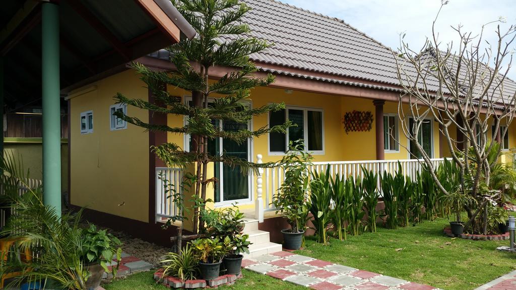 Baan Penny Hotel Phranakhonszi Ajutthaja Kültér fotó