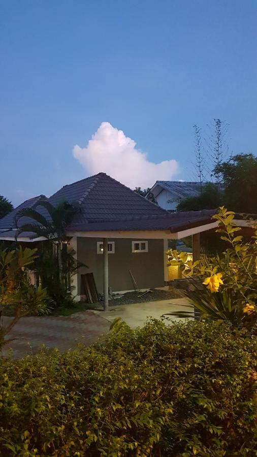 Baan Penny Hotel Phranakhonszi Ajutthaja Kültér fotó